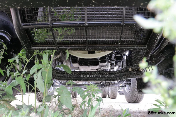 Dongfeng DV5 270hp 8X2(10 wheels) 6m dump truck Chassis (1) | 86Trucks