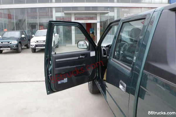 Qingling Isuzu T17 2021 3.0T Diesel 142 hp 2WD Long Wheelbase Double Row Pickup Chassis (1) | 86Trucks