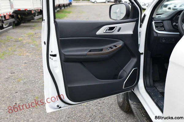 JMC Yuhu 7 2022 Shuxiang 2.0T Diesel 141hp 2WD Manual Long Wheelbase Double Row Pickup Chassis (2) | 86Trucks
