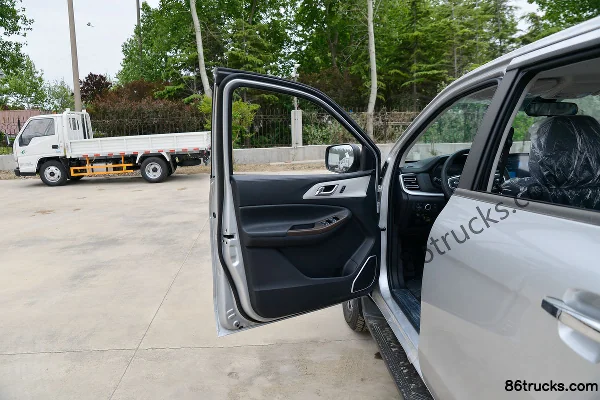 JMC Yuhu 7 2020 model Zunxiang Edition 2.0T diesel 142hp manual 4WD long-wheelbase double-row pickup Chassis (1) | 86Trucks