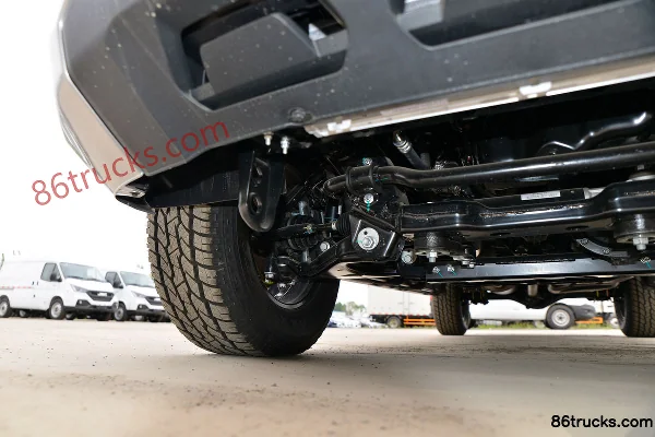 JMC Yuhu 7 2020 model Zunxiang Edition 2.0T diesel 142hp manual 4WD long-wheelbase double-row pickup Body (2) | 86Trucks