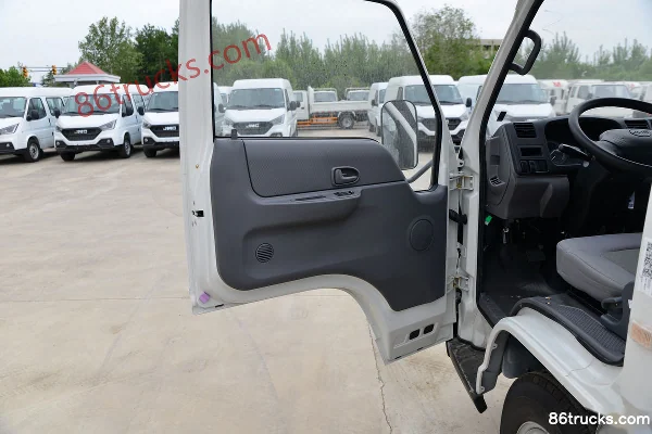 JMC Shunda Small Truck 122hp 4X2(6 wheels) 3.3m Crew Cab Flatbed Light Truck (China VI) (2) | 86Trucks