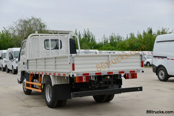 JMC Shunda Small Truck 122hp 4X2(6 wheels) 3.3m Crew Cab Flatbed Light Truck (China VI) Body (3) | 86Trucks