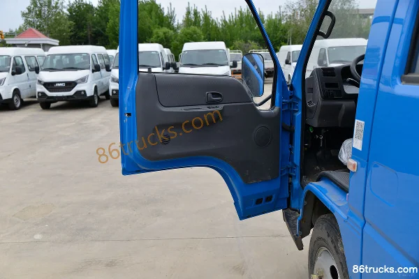 JMC Shunda châssis étroit 122 ch 4X2(6 roues) camion léger à plateaux 3,265 m cabine double (frein hydraulique) (China VI) (2) | 86Trucks