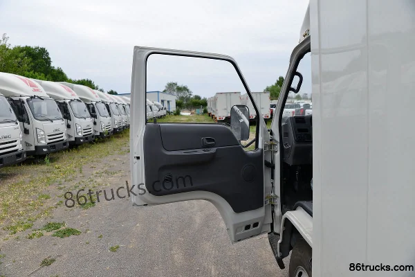 JMC Shunda Narrow Body 122hp 4X2(6 wheels) 4.21m Single Row Van Light Truck (Hydraulic Brake)(China VI) Cab (1) | 86Trucks