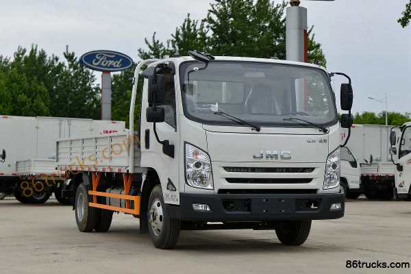 JMC Kaiyun 143 hp 4X2(6 wheels) 4.1m Single Row Flatbed Light Truck (China VI) Exterior