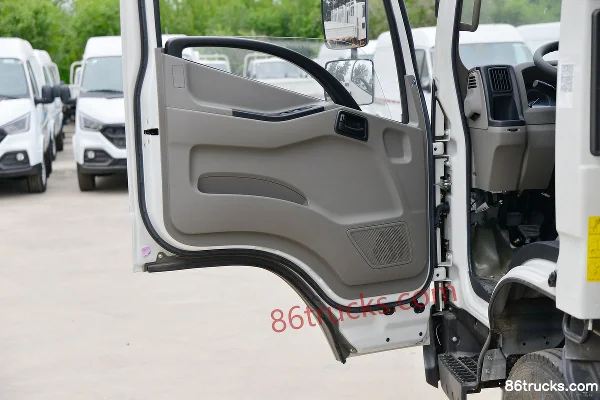 JMC Kaiyun 143 hp 4X2(6 wheels) 4.2 m single-row van light truck (China VI) (air brake) Cab (2) | 86Trucks