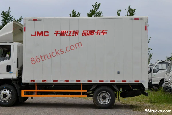 JMC Kaiyun 143 hp 4X2(6 wheels) 4.2 m single-row van light truck (China VI) (air brake) Body (2) | 86Trucks