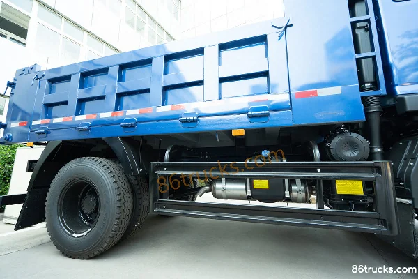 Foton Jingangwang 170hp 4X2(6 wheels) 3.8m Dump Truck Chassis (1) | 86Trucks
