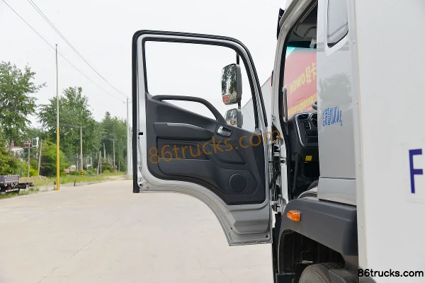Foton Auhang R Series 245 hp 4X2(6 wheels) 6.6m refrigerated truck (China VI) (axle ratio 4.875) Cab (1) | 86Trucks