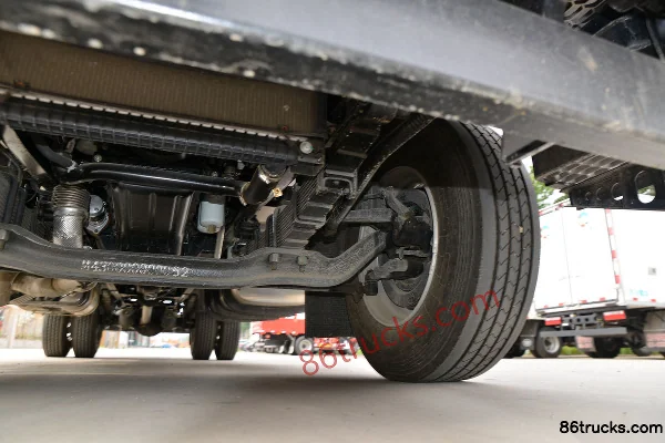 Foton Auhang R Series 245 hp 4X2(6 wheels) 6.6m refrigerated truck (China VI) (axle ratio 4.875) Chassis (3) | 86Trucks