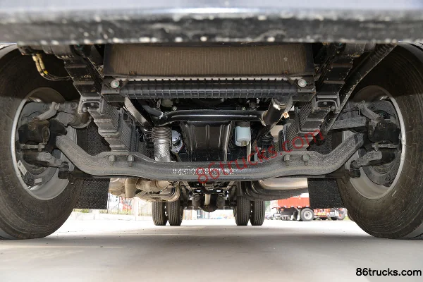 Foton Auhang R Series 245 hp 4X2(6 wheels) 6.6m refrigerated truck (China VI) (axle ratio 4.875) Chassis (1) | 86Trucks