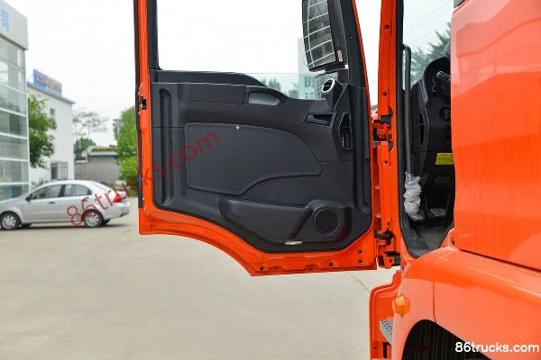 Sinotruk Sitrak G5 Heavy Truck 270 hp 4X2(6 wheels) 7.52m Van Cargo Truck (China VI) Cab (2) | 86Trucks