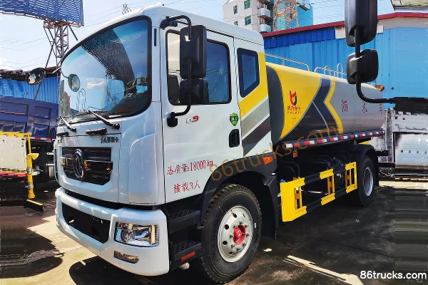 Kailifeng Kailifeng Dongfeng chassis water sprinkler truck