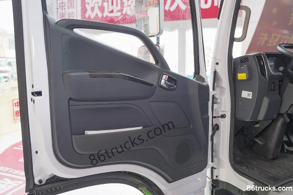Foton Golden Aoling 158 hp 4X2(6 wheels) 4.14m Single Row Van Light Truck (China VI) Cab (2) | 86Trucks