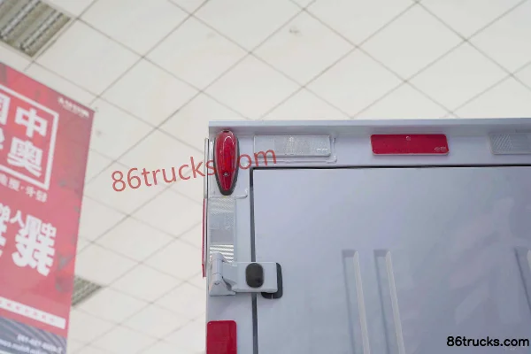 Foton Golden Aoling 158 hp 4X2(6 wheels) 4.14m Single Row Van Light Truck (China VI) Body (3) | 86Trucks
