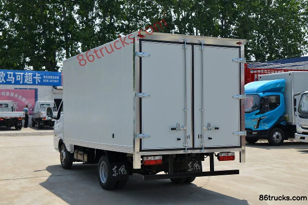 Dongfeng T6 2.0L 122 hp 4X2(6 wheels) 4.05m Single Row Van Light Truck (China VI) Body (3) | 86Trucks