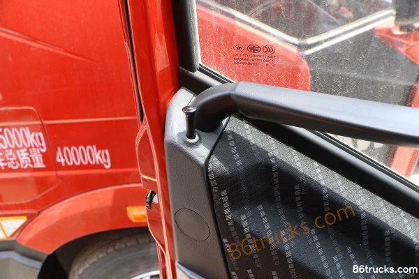 FAW Jiefang New J6P Heavy Truck Value Edition 460 hp 6X4(10 wheels) Tractor Truck (China VI) Cab (3) | 86Trucks