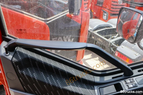 FAW Jiefang New J6P Heavy Truck Value Edition 460 hp 6X4(10 wheels) Tractor Truck (China VI) Cab (2) | 86Trucks