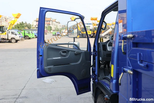 Shifeng Fengshun 110hp 4X2(6 wheels) 2.76m dump truck (China VI) Cab (1) | 86Trucks
