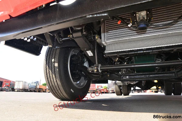 FAW Jiefang J6F Wide Body 160hp 4X2(6 wheels) 4.85m Semi-row Flatbed Light Truck (WLY 7-speed) Chassis (2) | 86Trucks