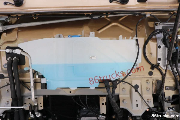 JAC Dewos T9 220 hp 4X2(6 wheels) 6.78m semi-panel stake truck (China VI) Chassis (1) | 86Trucks