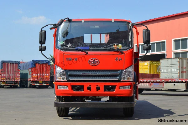 FAW Jiefang Hu V 130hp 4X2(6 wheels) 4.85m Semi-Row Flatbed Light Truck (5T Rear Axle) Exterior (2) | 86Trucks