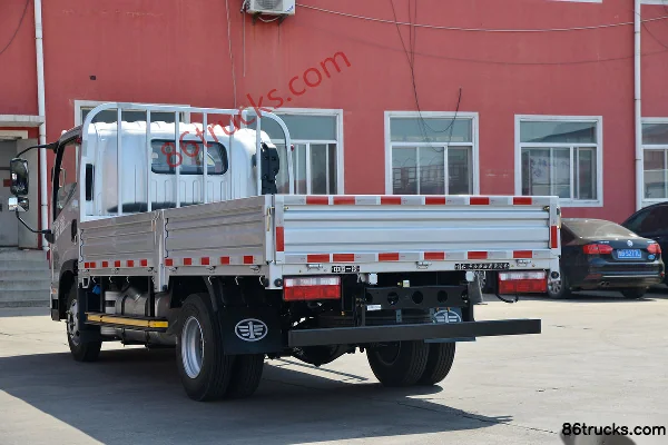 FAW Jiefang Lingtu 165 hp 4X2(6 wheels) 4.2m Single Row Flatbed Light Truck (WLY 6-speed) Body (3) | 86Trucks