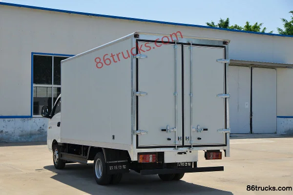 Ouling V5 Deluxe Edition 115 hp 4X2(6 wheels) 3.01m double-row van light truck (China VI) Body (3) | 86Trucks