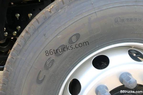 Foton AumanGTL Zhixiang Edition Basic 460 ch 6X4(10 roues) Tracteur routier (China VI) Châssis (3) | 86Trucks