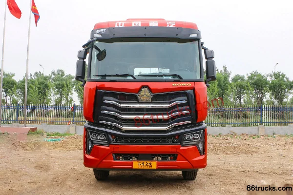 Sinotruk HOWO MAX 460 ch 8X4(12 roues) 9.55 m camion porteur à rideaux coulissants (China VI) Extérieur (2) | 86Trucks