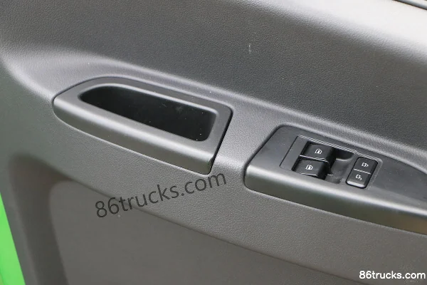 Sinotruk Wangpai 7 Series 143 hp 4X2(6 wheels) 3.15m dump truck (China VI) Cab (3) | 86Trucks