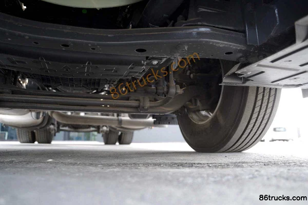 Mercedes-Benz New Actros Heavy Truck 450 hp 4X2(6 wheels) Tractor Truck (Model 1845 LS) (China VI) Chassis (3) | 86Trucks