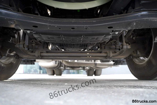 Mercedes-Benz New Actros Heavy Truck 450 hp 4X2(6 wheels) Tractor Truck (Model 1845 LS) (China VI) Chassis (1) | 86Trucks