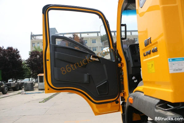Sinotruk HOWO Hanjiang 160 ch 4X2(6 roues) camion porteur à ridelles 4,85 m cabine demi-profonde (China VI) (1) | 86Trucks