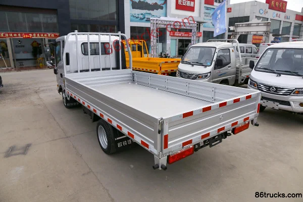 Ouling Jinlika II 2.0L 150 hp 4X2(6 wheels) gasoline 3.8 m semi-row flatbed light truck Body (2) | 86Trucks