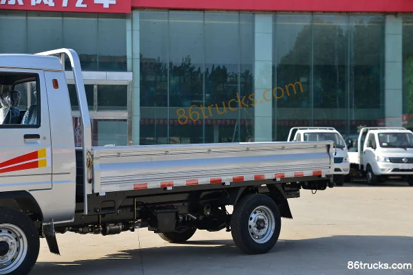 Dongfeng 109 ch 4X2(6 roues) 3,1 m camion plateau monoplace Carrosserie (1) | 86Trucks