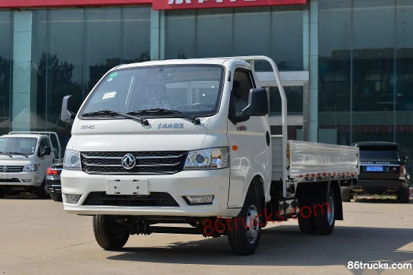 Dongfeng Xiaobawang W17 1.6L 123hp 4X2(6 wheels) 3.95m Single Row Flatbed Light Truck (China VI) Exterior (3) | 86Trucks