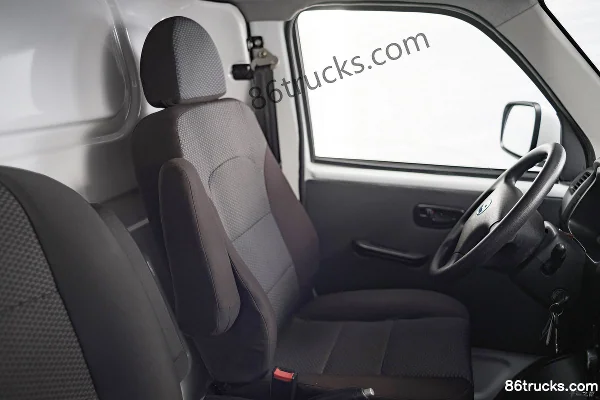 King Long Kaiwo D07L 2.4T 2-Seat 4.495m Pure Electric Van Truck 41.86kWh Cab (1) | 86Trucks