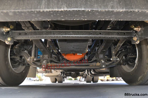 Auman GTL 14.5L LNG 530hp 4X2(6 wheels) ZF 12-Speed AMT Automatic Tractor Truck Chassis (1) | 86Trucks