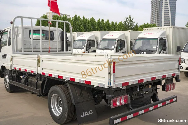 JAC Kangling J6 130 hp 4X2(6 wheels) 3.85m semi-row flatbed light truck (China VI) Body (2) | 86Trucks