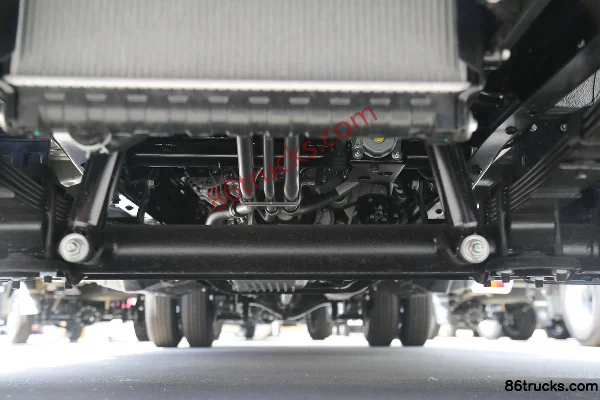 Foton Xiangling V2 1.6L 105 ch 4X2(6 roues) CNG camion plateau à ridelles cabine simple 3,3 m (China VI) Châssis (1) | 86Trucks