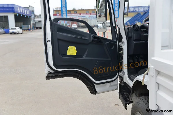 FAW Jiefang Hu VN 130 hp 4X2(6 wheels) 4.2m Single Row Flatbed Light Truck (China VI) Cab (2) | 86Trucks