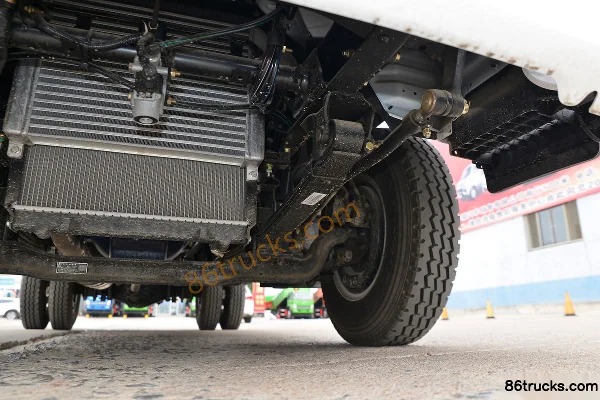 FAW Jiefang Hu VN 130 hp 4X2(6 wheels) 4.2m Single Row Flatbed Light Truck (China VI) Chassis (3) | 86Trucks