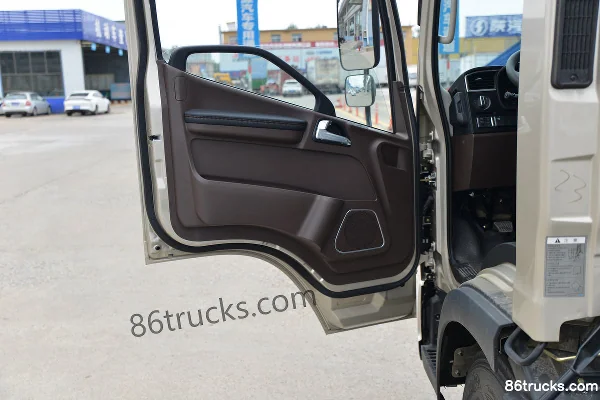 FAW Jiefang Lingtu 150 ch 4X2(6 roues) camion frigorifique 4,05 m (China VI) Cabine (2) | 86Trucks