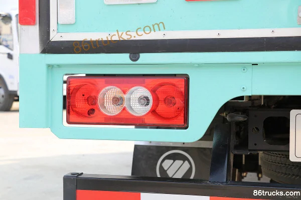 Foton Aoling M Card 132 hp 4X2(6 wheels) 3.815m single-row van light truck (air brake) Body (2) | 86Trucks