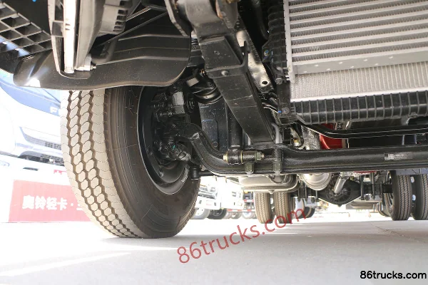 Foton Aoling New Jieyun Climbing Tiger 152hp 4X2(6 wheels) 4.17m single-row flatbed light truck (China VI) Chassis (2) | 86Trucks