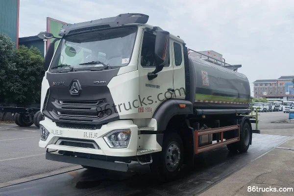 Sinotruk HOWO N5W 220 hp 4X2(6 wheels) Multi-function Dust Suppression Truck (Zhongjie Brand) Exterior (3) | 86Trucks