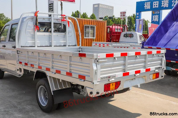 Wuling Rongguang New Card Basic Type 1.8L 125 hp 4X2(6 wheels) Gasoline 2.6m Double Row Flatbed Mini Truck (China VI) (Dual Rear Wheels) Bod