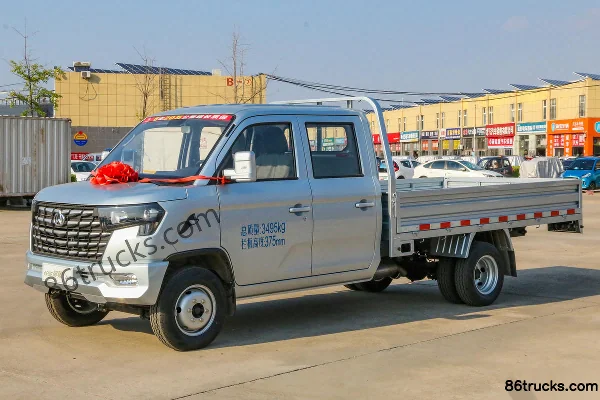 Ankai Shenqi PLUS 1.8L 139 hp 4X2(6 wheels) Gasoline 3.01m Double Row Stake Micro Truck (China VI) Exterior (3) | 86Trucks